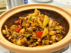 -阿峰饭店·本地土菜馆·农家土鸡煲·一品神仙鸡(报福店)