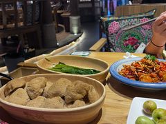 -黔诚多彩火锅(甲秀楼店)