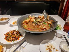 -皇城根·鲁菜济南菜·吊炉烤鸭·炒鸡鱼头(济南旗舰店)