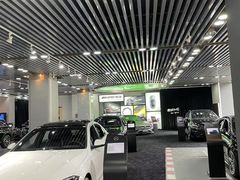 -北京鹏龙星徽AMG性能中心(潘家园店)