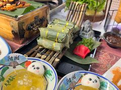 -刘姐啤酒鱼民族演艺餐厅(西街总店)