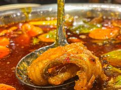 -肖肖酸萝卜鱼火锅(总店)