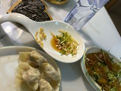 -岳姥姥饺子(泺文路店)