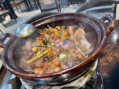-胡须佬鸡煲四季火锅(海雅缤纷城店)