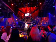 -808 LiveHouse