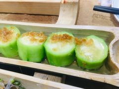 -胡须哥网红竹筒菜