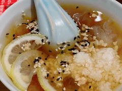 甜酒冰粉-怪噜范·老贵阳街头名小吃(汇金星力城店)