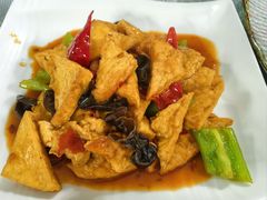 -天天向上素食餐厅(五台山店)