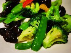 橄榄油炒田园时蔬-大树餐厅(益田假日店)