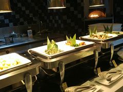 -上海滴水湖皇冠假日酒店