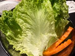 -山川小町·极番烧肉(新地假日广场店)