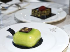 开心果慕斯蛋糕-GODIVA(王府井apm店)