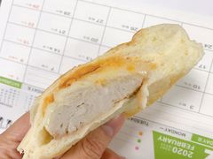 日式和风芋泥麻薯包-啊噗吐呦现场烘焙(麦凯乐店)