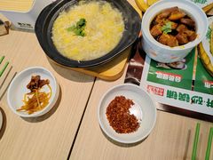 -康文福葱花饼砂锅铺(大奥莱店)