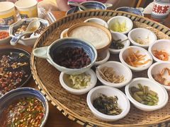 -包整·丝娃娃(一览甲秀楼风景店)