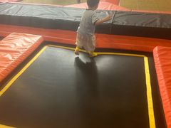 -嗨翻Hi-Fun竞技主题乐园·蹦床亲子生日轰趴(国光1937店)