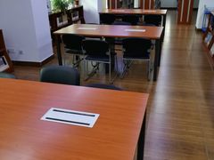 -上海市静安区图书馆(新闸路馆)