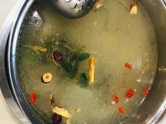 清远脆皮鸡煲-汤膳·脆皮爽鸡煲(景诚园综合楼店)