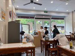 -老西白点心店
