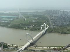 -南京眼步行桥