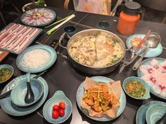 -老城鲜·小海鲜贝贝煲火锅(壹方城店)
