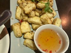 -大头虾越式风味餐厅(光明广场店)