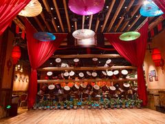 -老滇山寨•云南特色菜•地方菜•民族风情歌舞表演(金碧店)