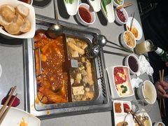 鸳鸯锅-海底捞火锅(奥山世纪城店)