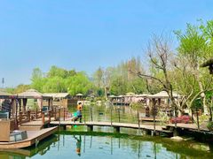 -玛歌庄园火锅(五龙山·熊猫基地店)