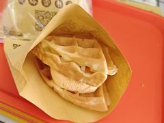 薄饼夹香芋雪糕-成裕雪糕店(士多店)