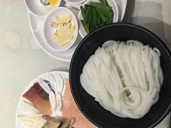-桥香园正宗过桥米线(机场五店)