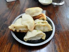 -黄阿姨锅贴大王(万航渡路店)