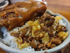 -红猪卤肉饭(大西洋美食城店)