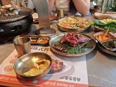 -草家酱蟹炭火烤肉店(珲春南路一店)