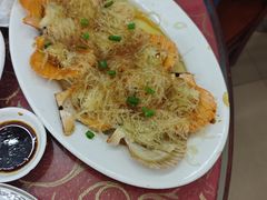 蒜蓉粉丝清蒸扇贝-滑记海鲜饭店·老字号(海鲜街店)
