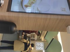 -奈雪的茶(亨特国际广场店)