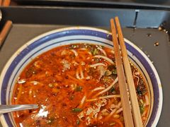 -云阿蛮云南生烫牛肉米线(奉贤路店)