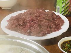 -三牛牛肉火锅