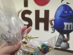 -m豆巧克力世界(上海世茂广场店)