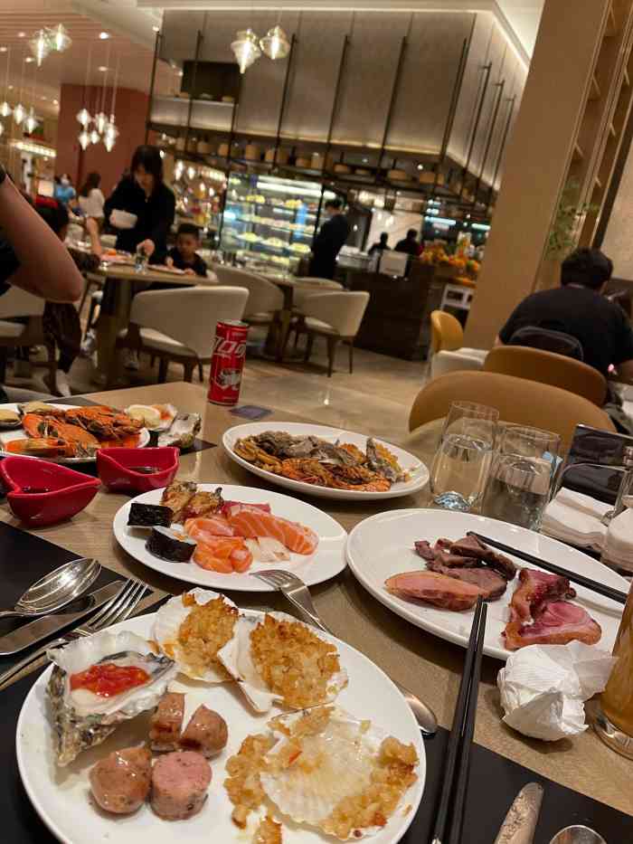 新东城国际酒店丰全日餐厅-"[薄荷]环境:环境还是一如往常的舒适宜.