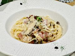 -露露家咖啡店