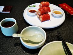 -蝴蝶里·粤菜·点心(滨江龙湖店)