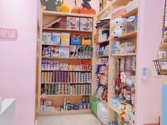 -爪爪喵星球·猫舍(前海卓越店)