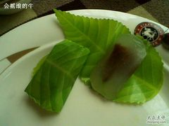 凉糕-爱丽丝牛排西餐厅(光谷步行街店)