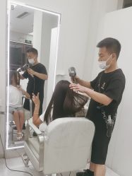 -PE SALON