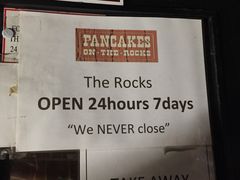 -Pancakes on the rocks(Darling Harbour)