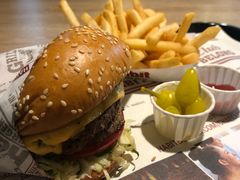 -The Habit Burger Grill 哈比特汉堡(复兴soho店)