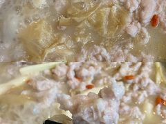 一大坨兔肉-老来福·非遗酸汤兔(凯旋路店)