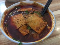 麻辣豆腐皮-老字号杨坡红油米线腊汁肉夹馍(东四道巷店)