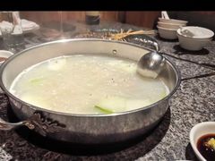 -辉哥火锅(虹桥路店)